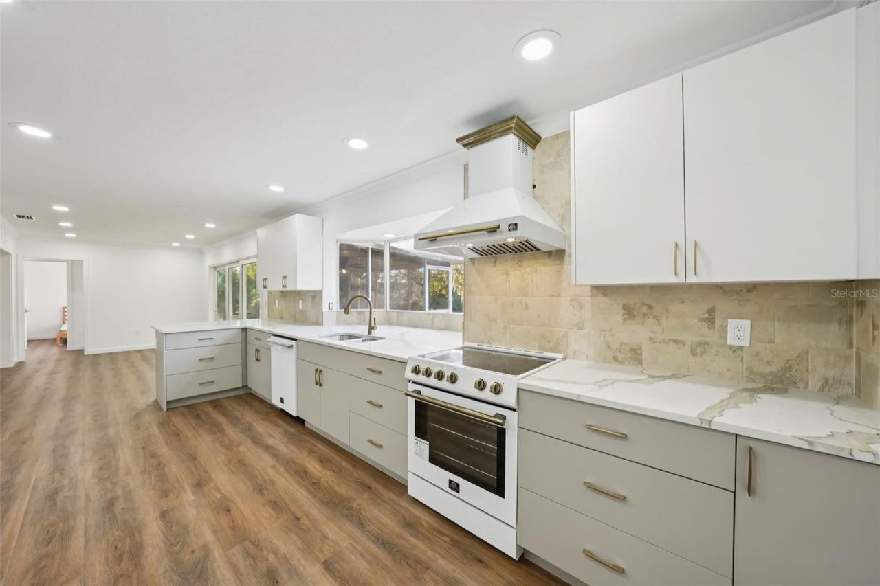 10826 Twin Palms Ranch Road, Gibsonton, FL 33534 Photo