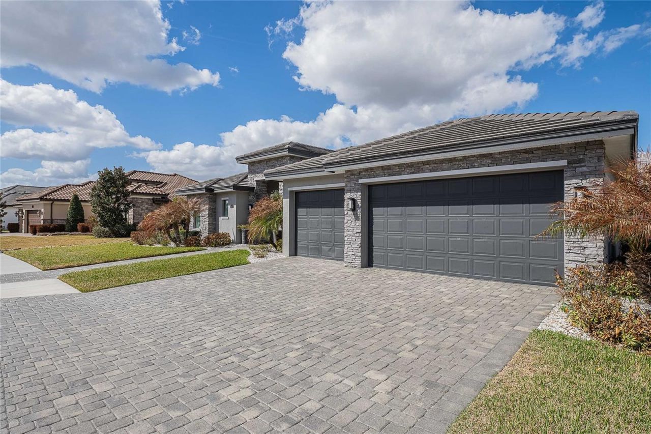 1957 Grasslands Boulevard, Lakeland, FL 33803 Photo