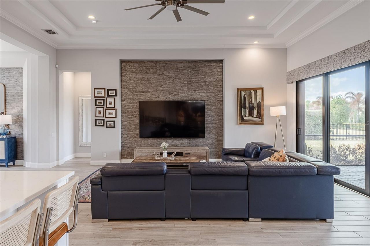 1957 Grasslands Boulevard, Lakeland, FL 33803 Photo