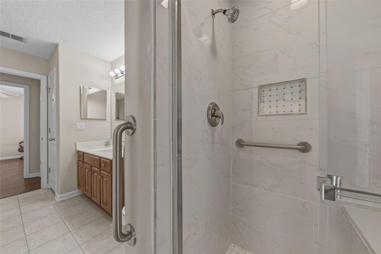 8664 Derry Drive, Jacksonville, FL 32244 Photo