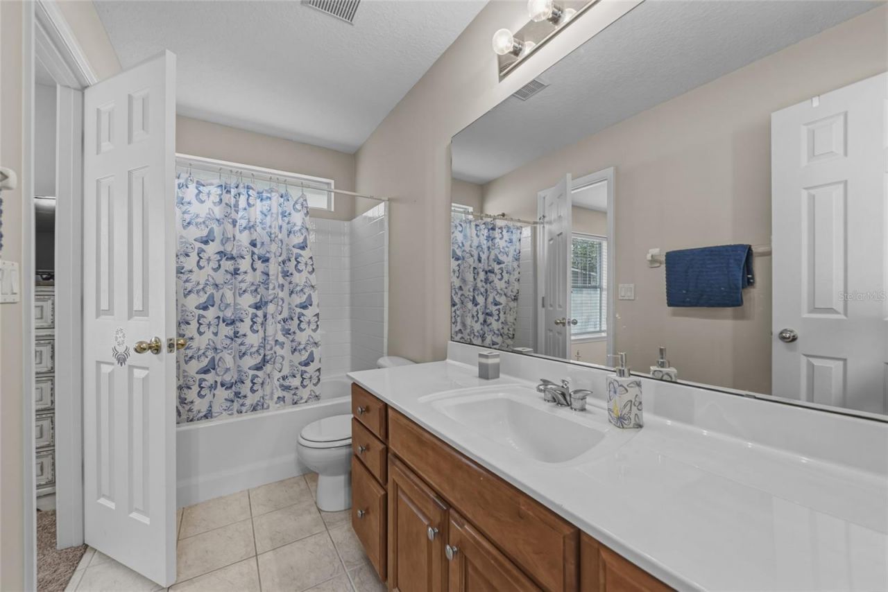 8664 Derry Drive, Jacksonville, FL 32244 Photo