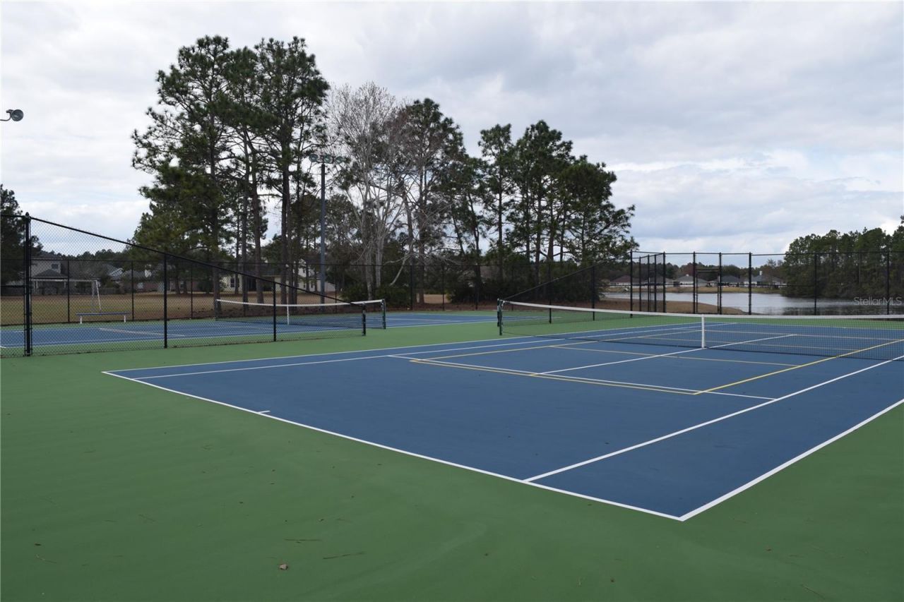 8664 Derry Drive, Jacksonville, FL 32244 Photo