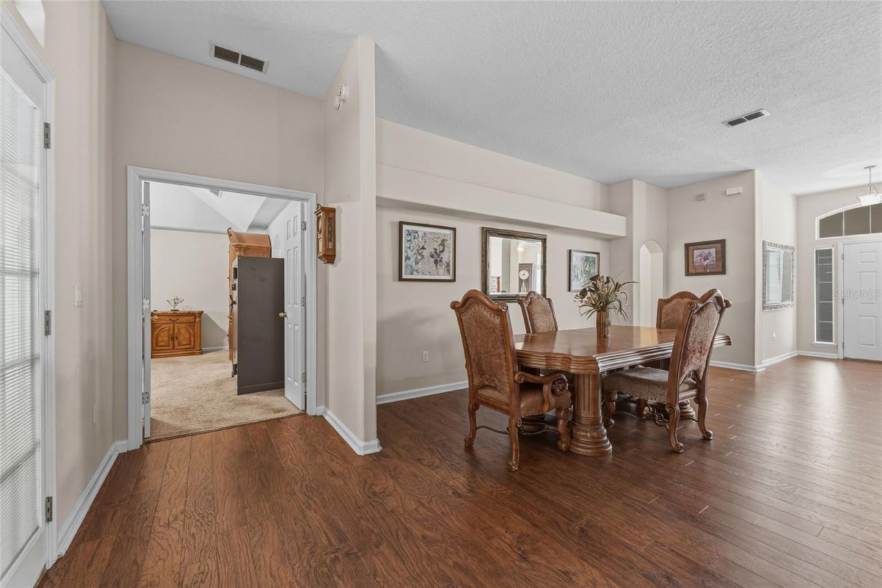 8664 Derry Drive, Jacksonville, FL 32244 Photo