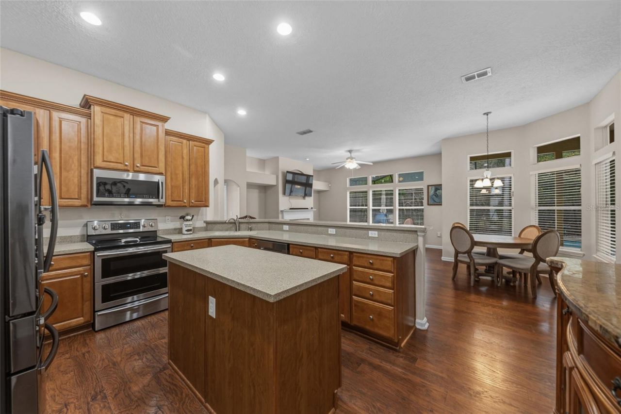 8664 Derry Drive, Jacksonville, FL 32244 Photo