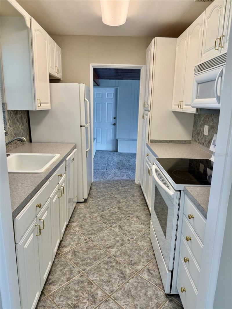 630 N Forsyth Road, Orlando, FL 32807 Photo