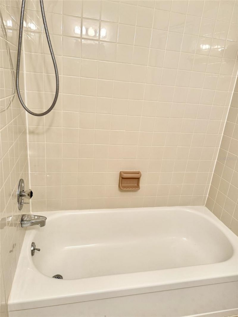 630 N Forsyth Road, Orlando, FL 32807 Photo