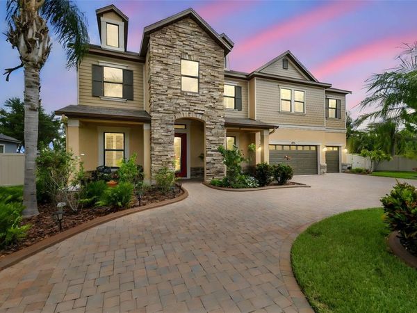 2566 LAKE MANOR DRIVE, LAND O LAKES, FL 34639