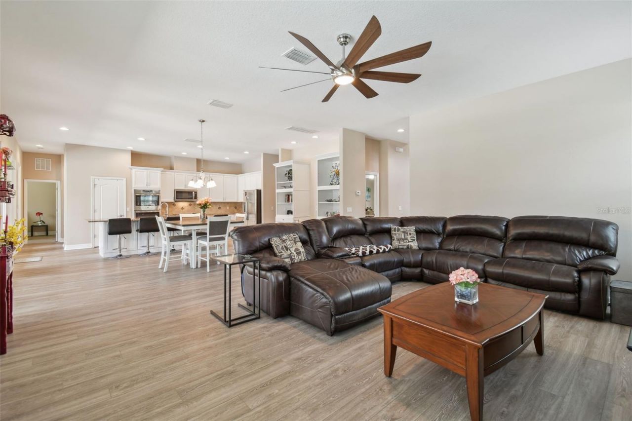 2566 Lake Manor Drive, Land O Lakes, FL 34639 Photo