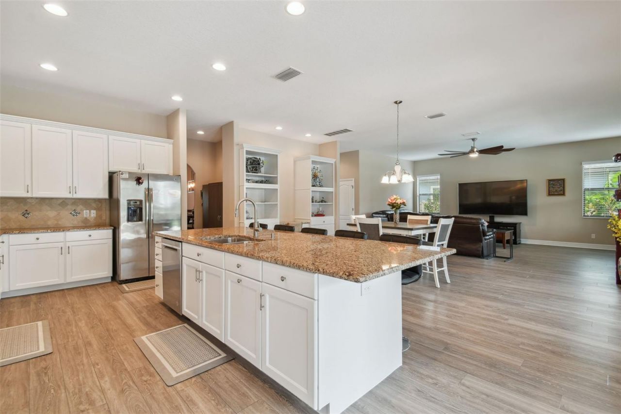 2566 Lake Manor Drive, Land O Lakes, FL 34639 Photo