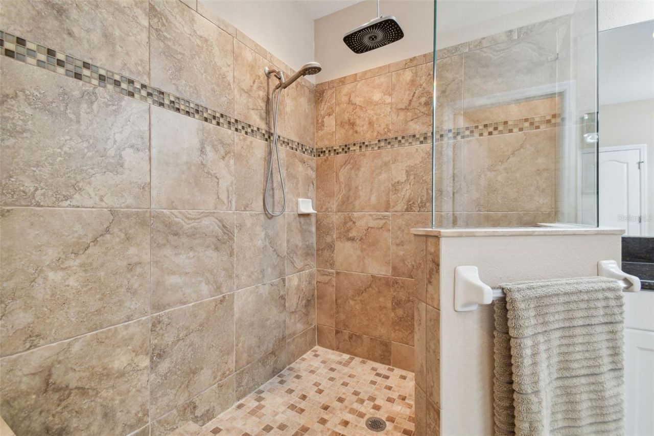 2566 Lake Manor Drive, Land O Lakes, FL 34639 Photo