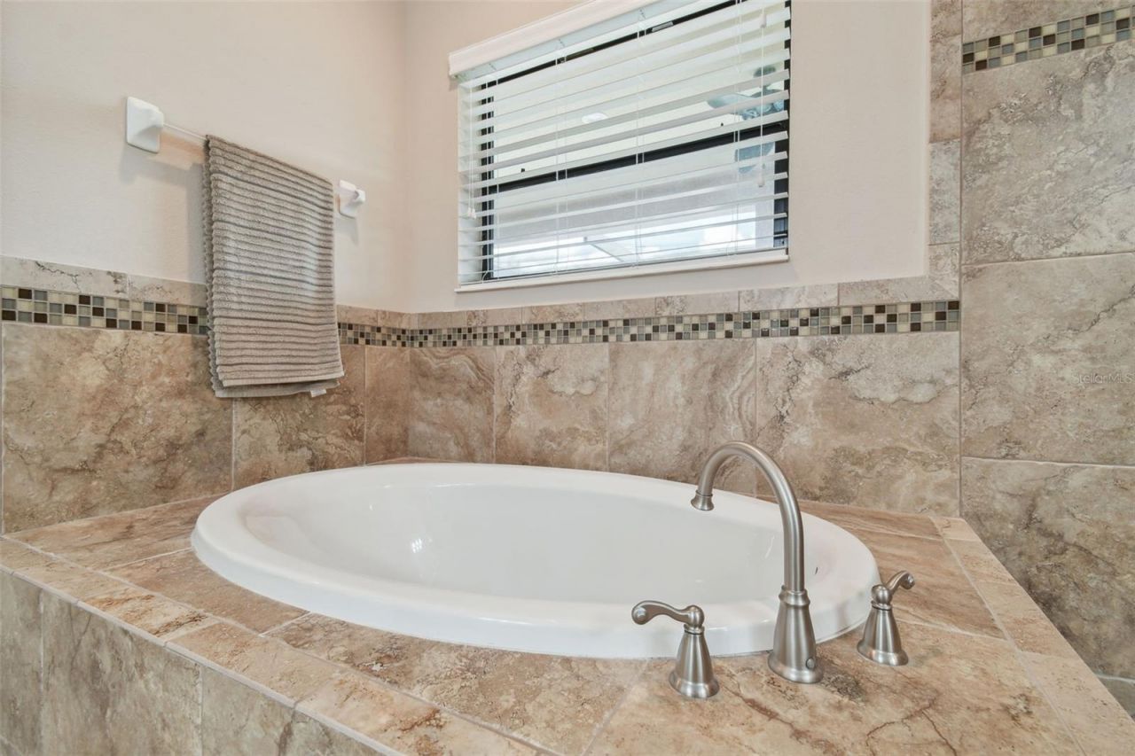 2566 Lake Manor Drive, Land O Lakes, FL 34639 Photo