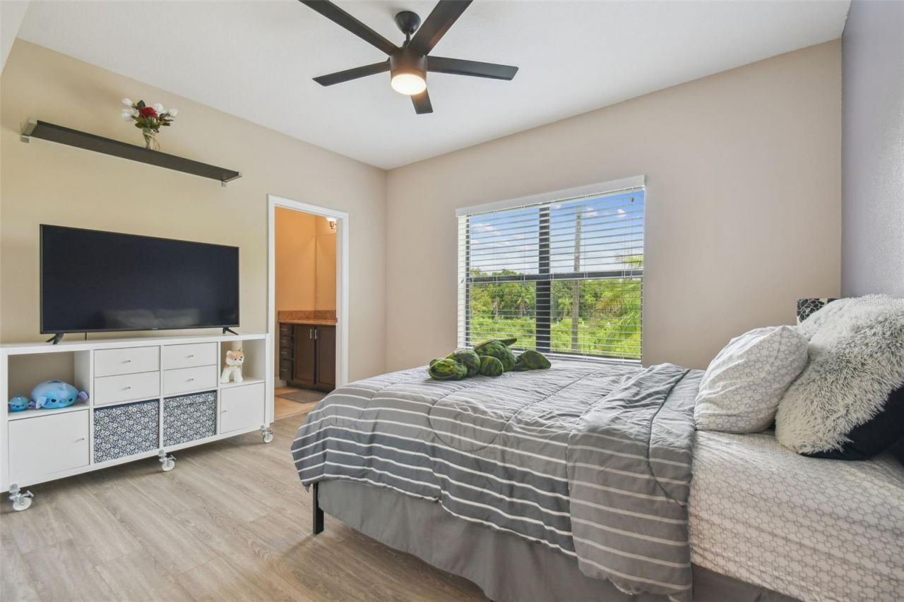 2566 Lake Manor Drive, Land O Lakes, FL 34639 Photo