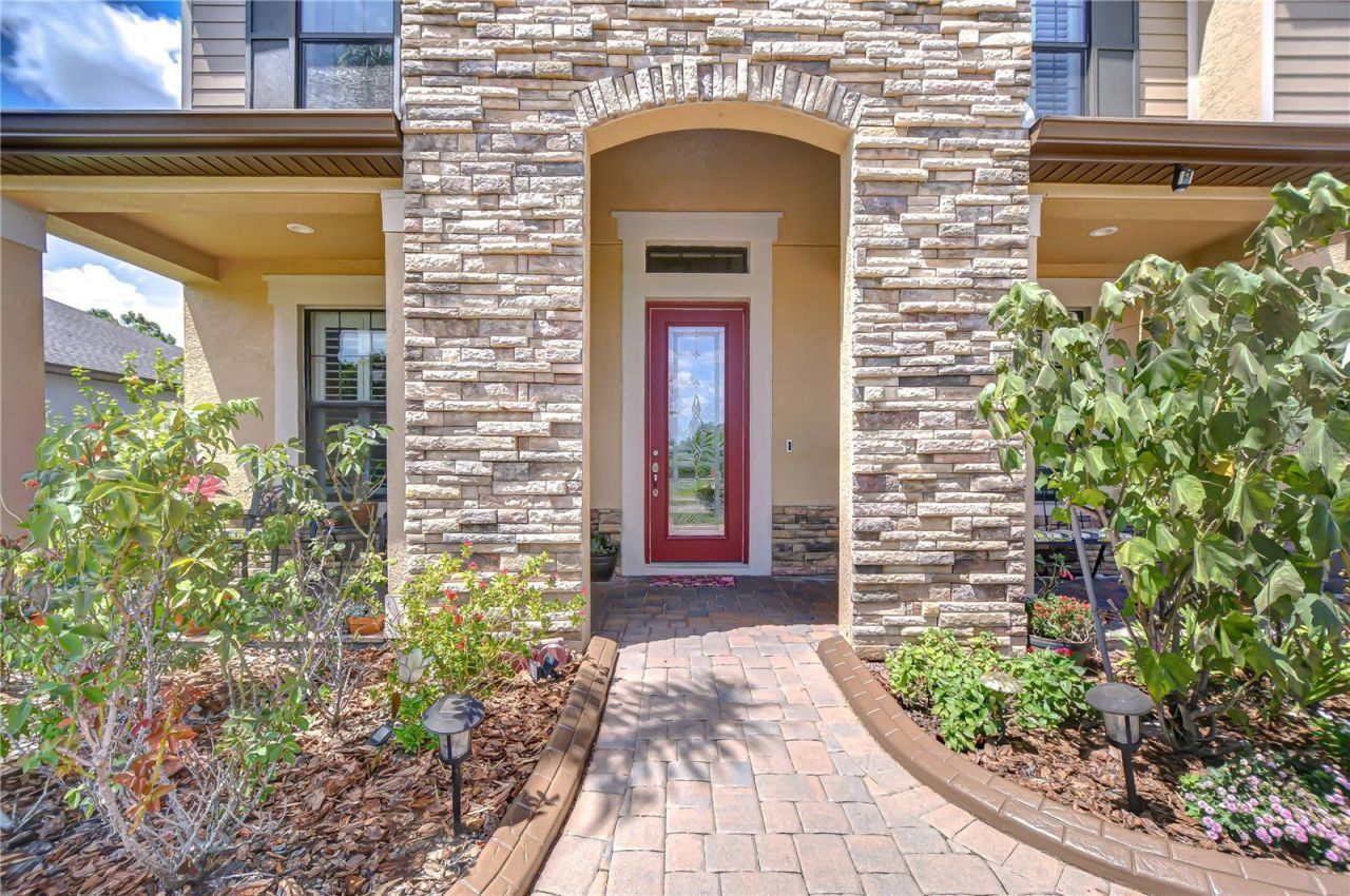 2566 Lake Manor Drive, Land O Lakes, FL 34639 Photo