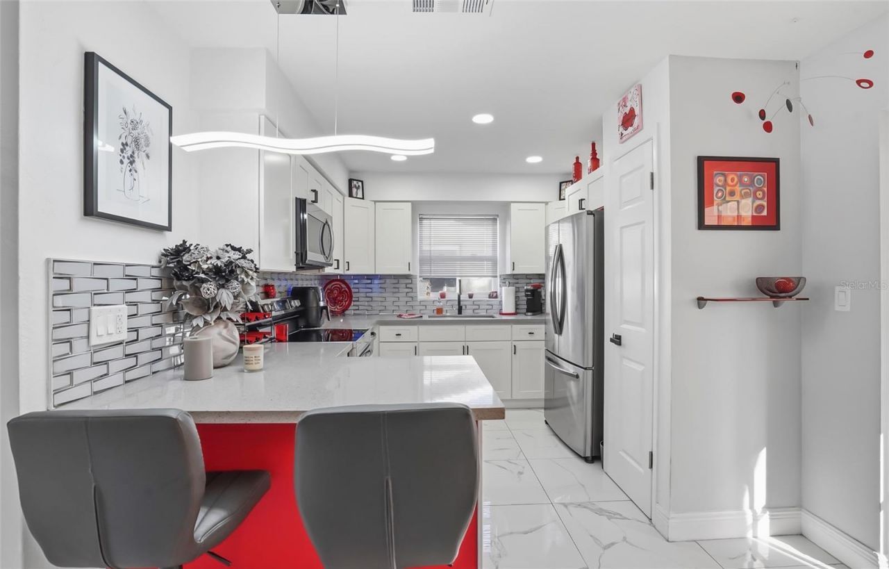 5718 18th Avenue N, Saint Petersburg, FL 33710 Photo