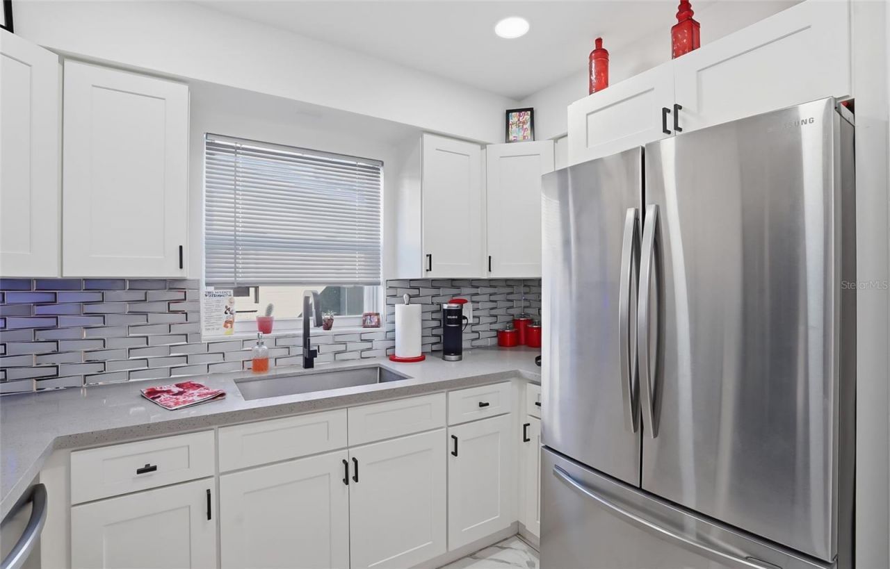 5718 18th Avenue N, Saint Petersburg, FL 33710 Photo