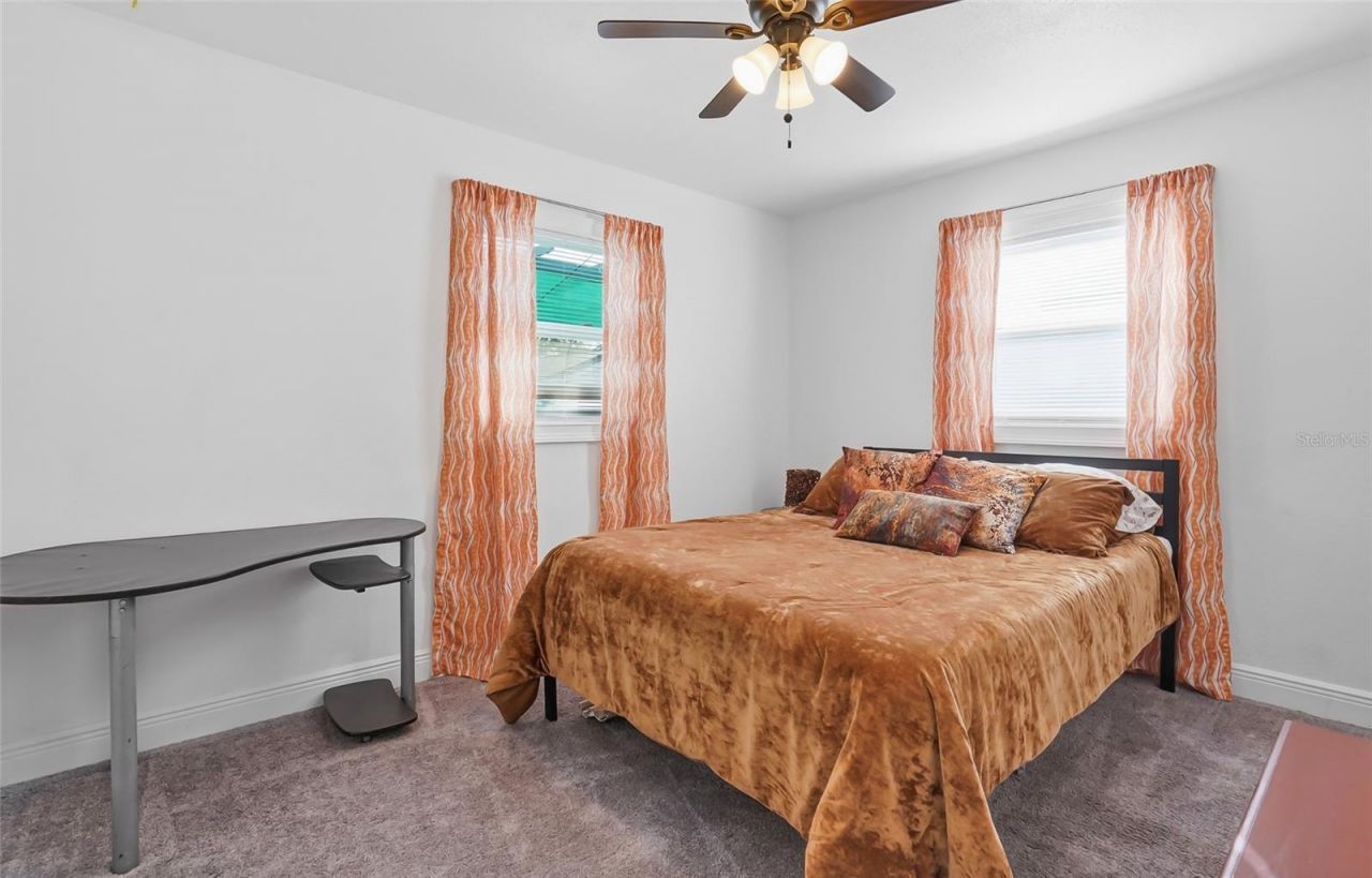 5718 18th Avenue N, Saint Petersburg, FL 33710 Photo