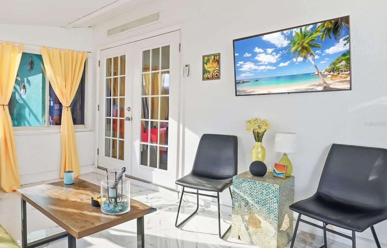 5718 18th Avenue N, Saint Petersburg, FL 33710 Photo