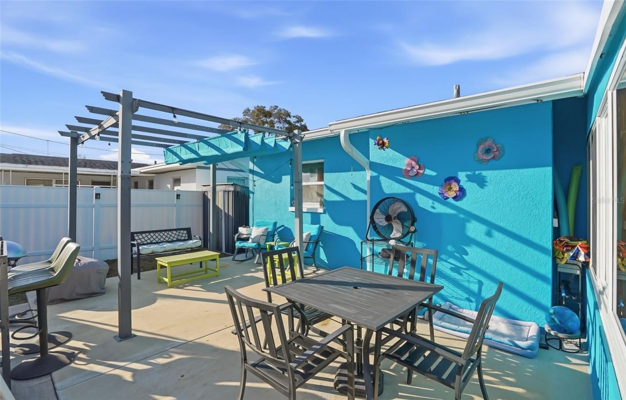 5718 18th Avenue N, Saint Petersburg, FL 33710 Photo