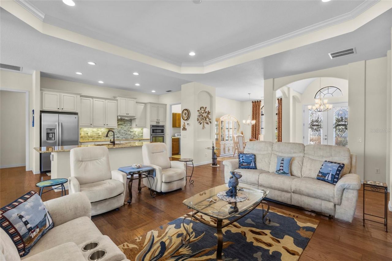 576 Mast Drive, Bradenton, FL 34208 Photo