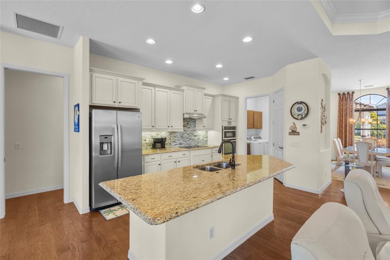 576 Mast Drive, Bradenton, FL 34208 Photo