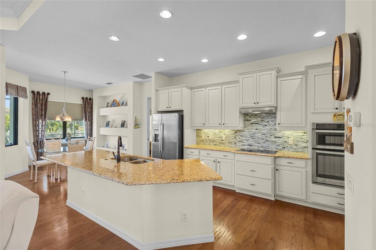 576 Mast Drive, Bradenton, FL 34208 Photo