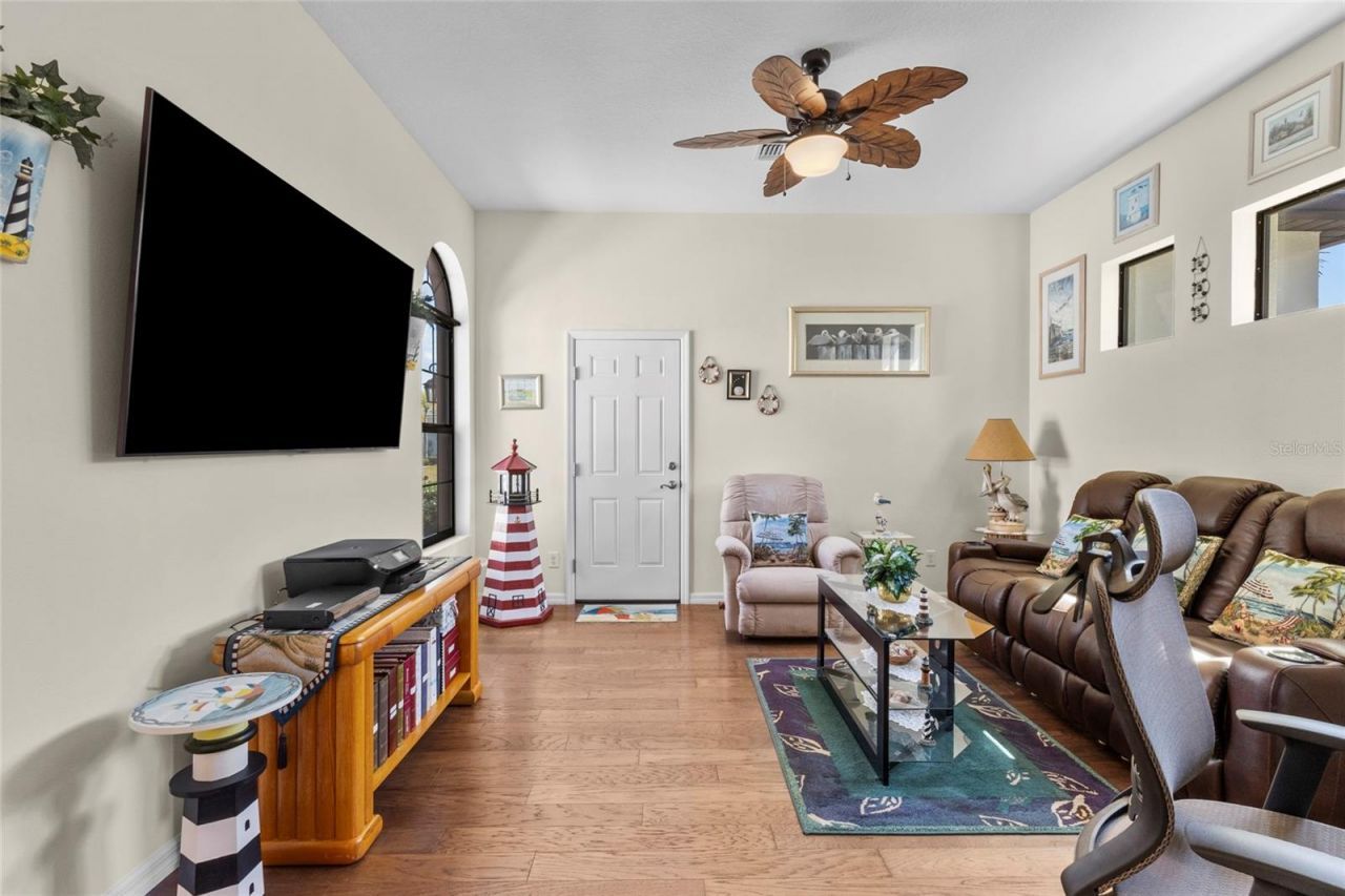 576 Mast Drive, Bradenton, FL 34208 Photo