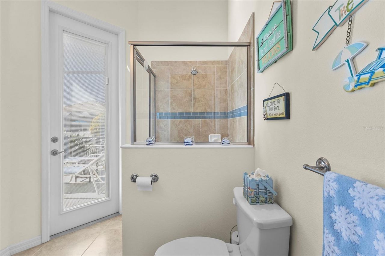 576 Mast Drive, Bradenton, FL 34208 Photo