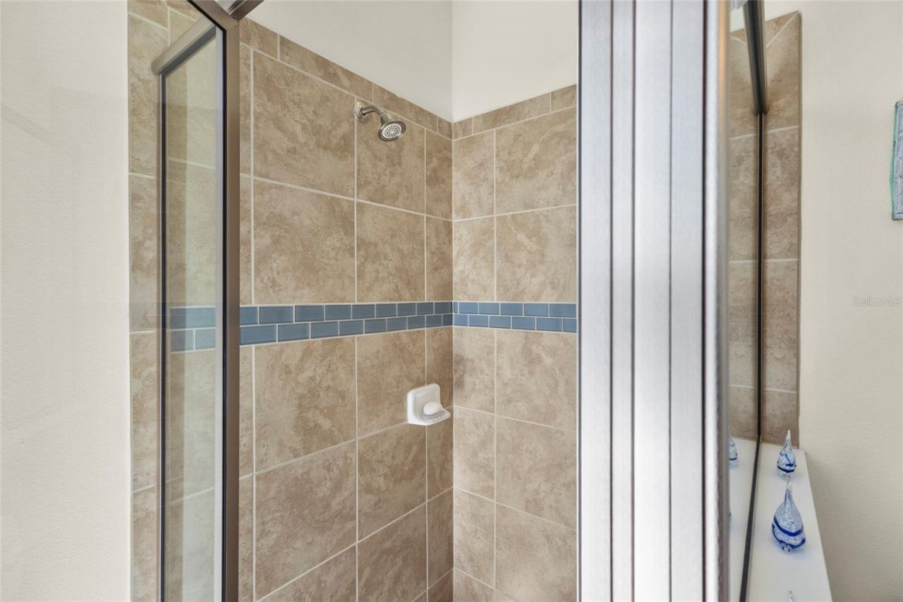 576 Mast Drive, Bradenton, FL 34208 Photo