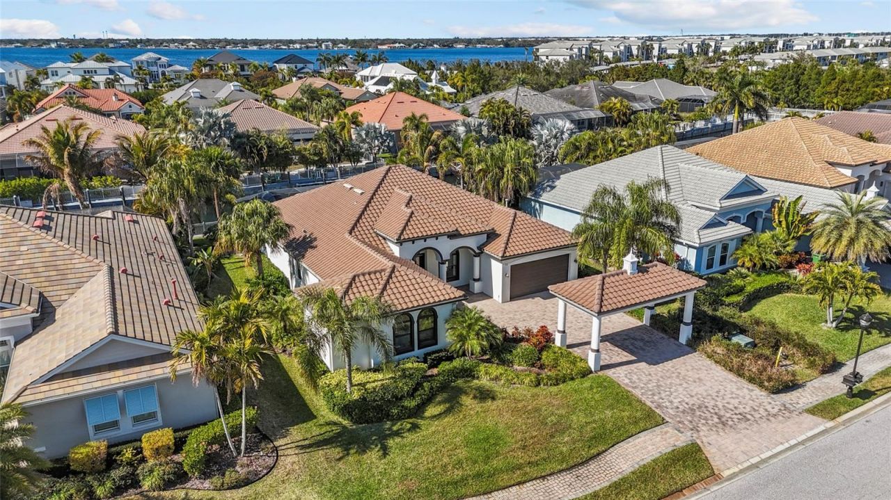 576 Mast Drive, Bradenton, FL 34208 Photo