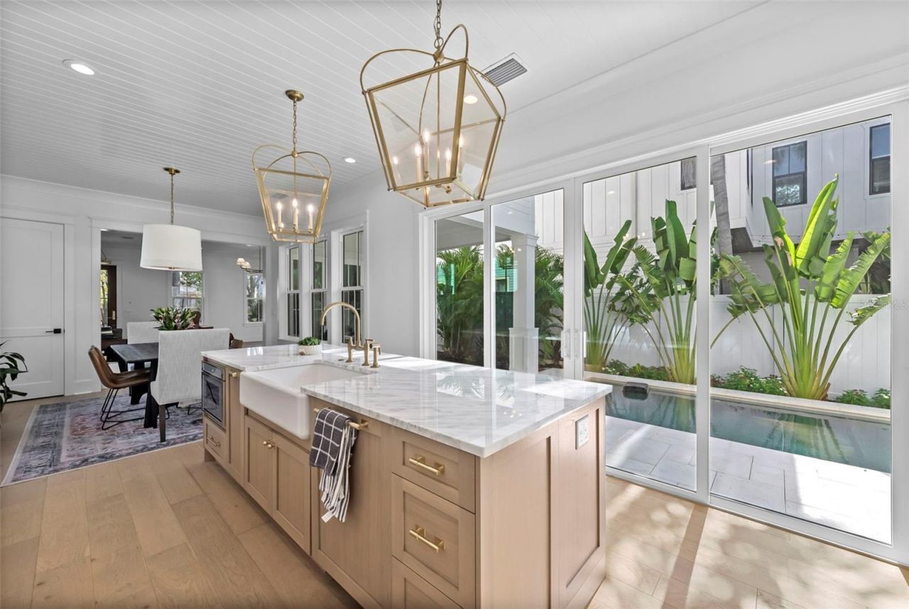 321 12th Avenue Ne, Saint Petersburg, FL 33701 Photo