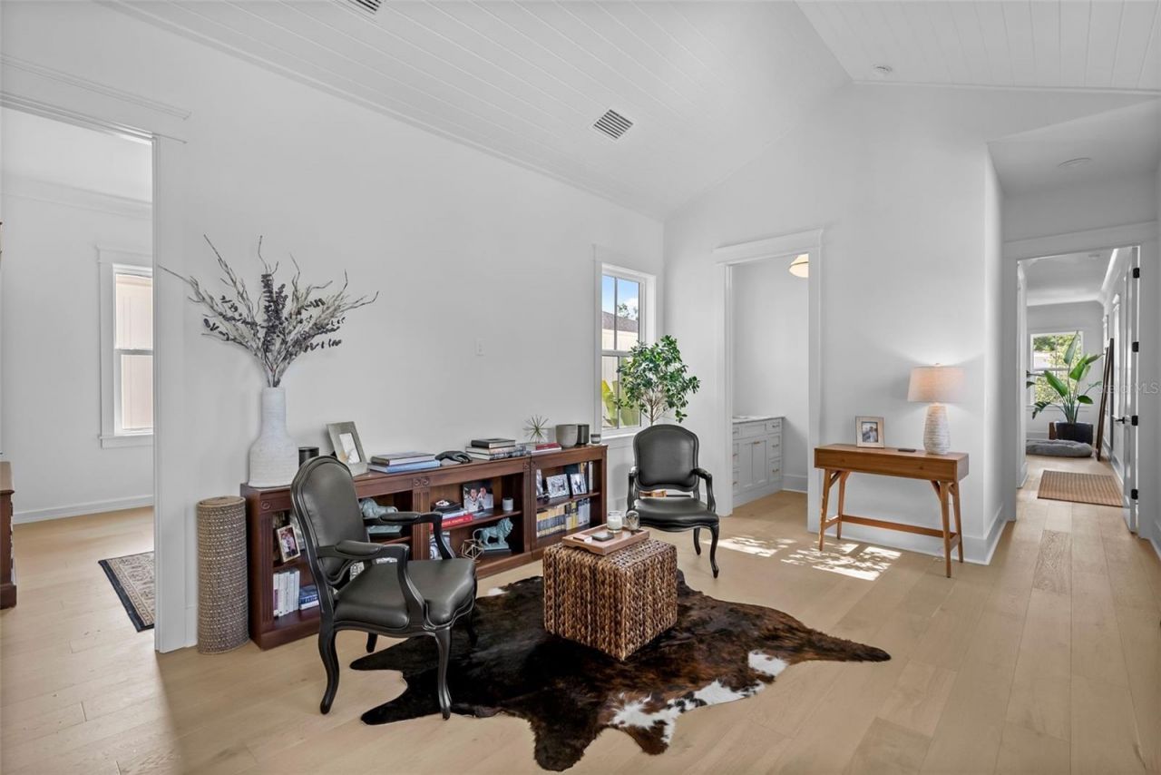 321 12th Avenue Ne, Saint Petersburg, FL 33701 Photo