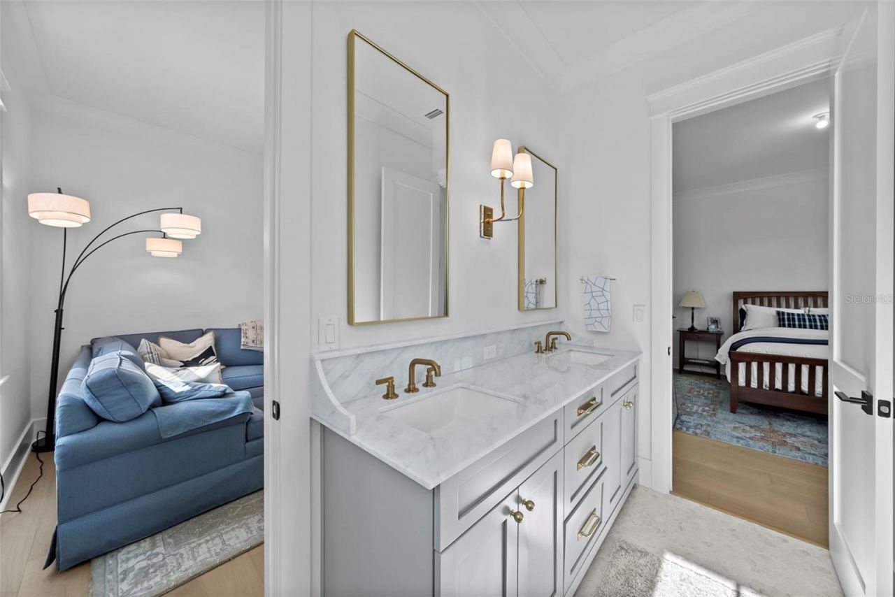 321 12th Avenue Ne, Saint Petersburg, FL 33701 Photo