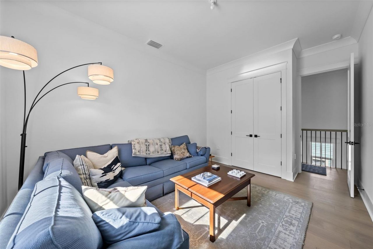 321 12th Avenue Ne, Saint Petersburg, FL 33701 Photo