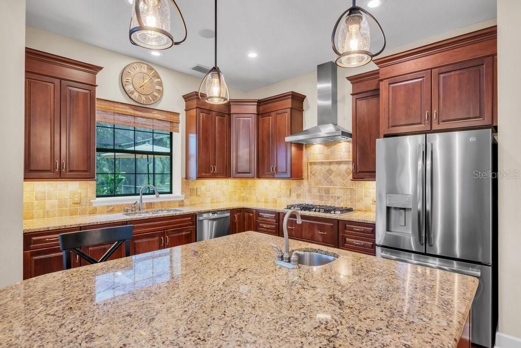 11832 Neal Road, Lithia, FL 33547 Photo