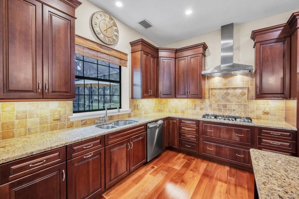 11832 Neal Road, Lithia, FL 33547 Photo