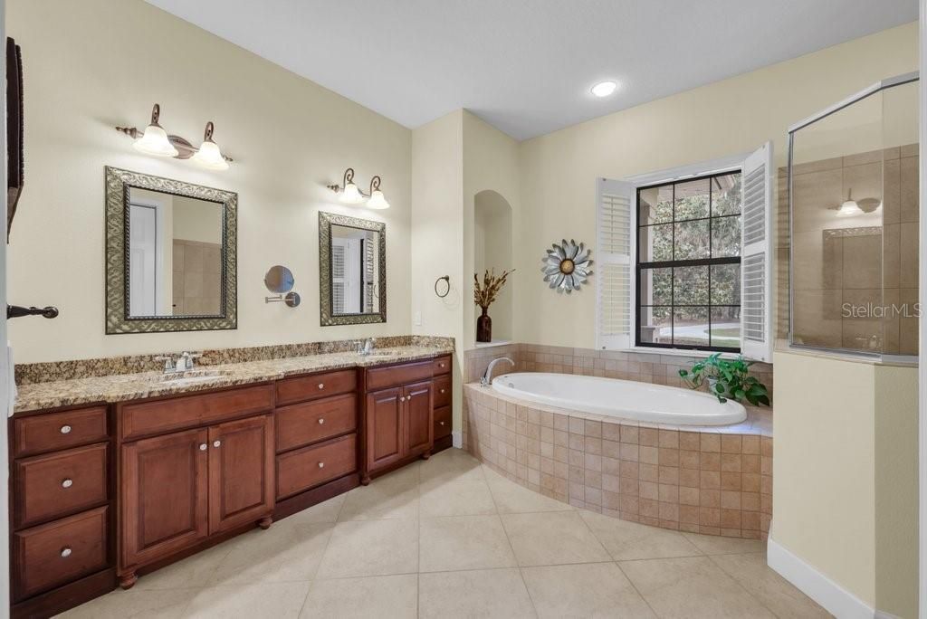 11832 Neal Road, Lithia, FL 33547 Photo