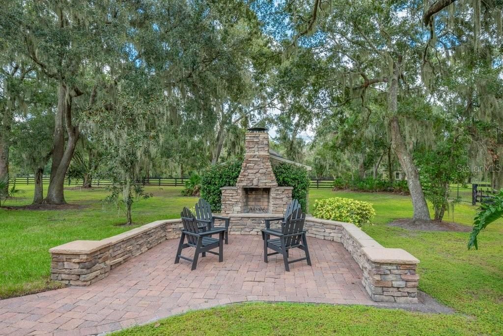 11832 Neal Road, Lithia, FL 33547 Photo