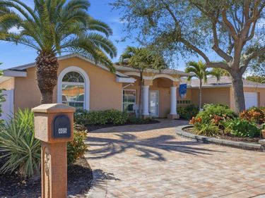 405 DARLING DRIVE, VENICE, FL 34285