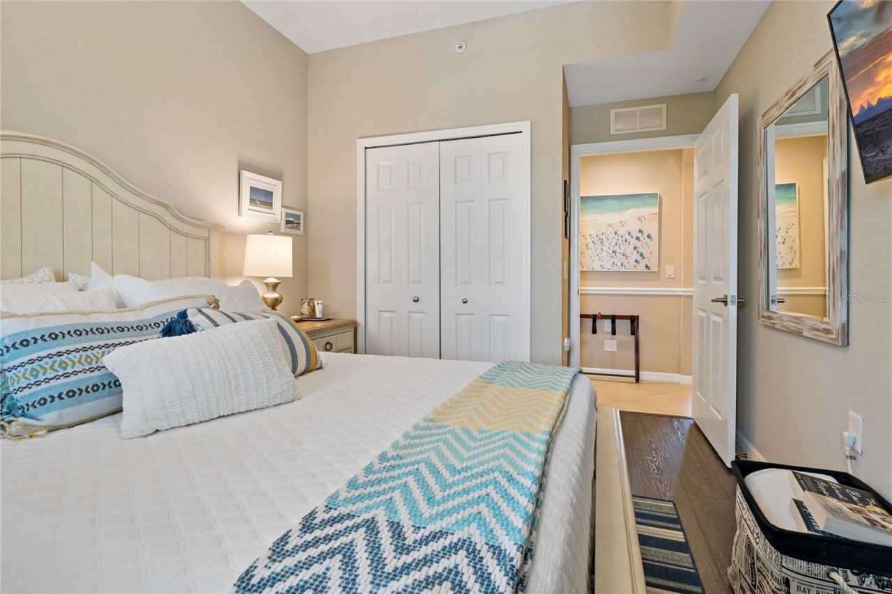 7015 River Hammock Drive, Unit 306, Bradenton, FL 34212 Photo