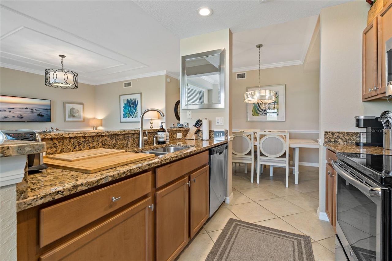 7015 River Hammock Drive, Unit 306, Bradenton, FL 34212 Photo