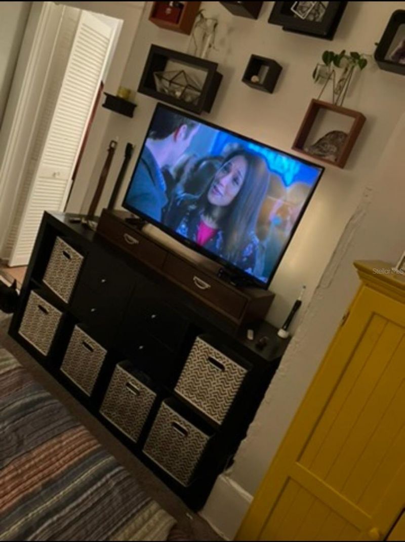 351 1st Street Ne, Saint Petersburg, FL 33701 Photo