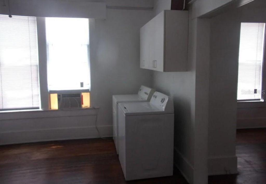 351 1st Street Ne, Saint Petersburg, FL 33701 Photo