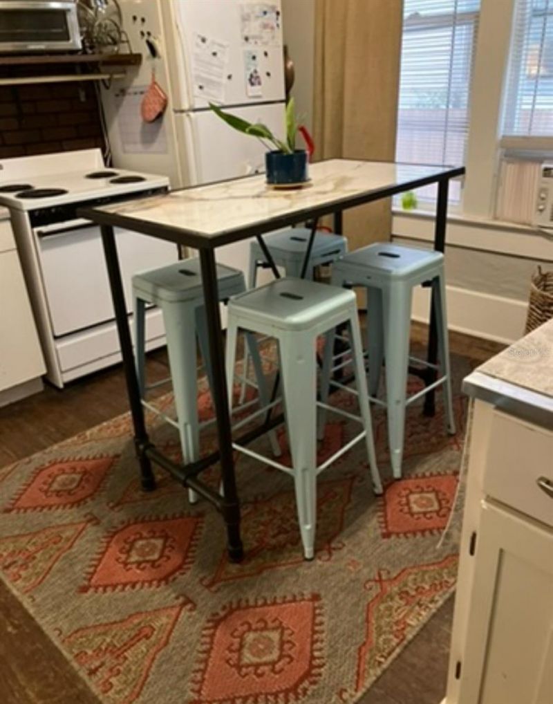 351 1st Street Ne, Saint Petersburg, FL 33701 Photo