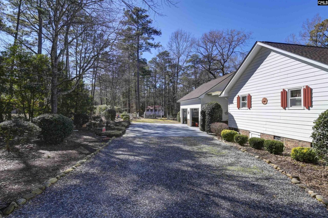 1221 Counts Ferry Road  Photo 10