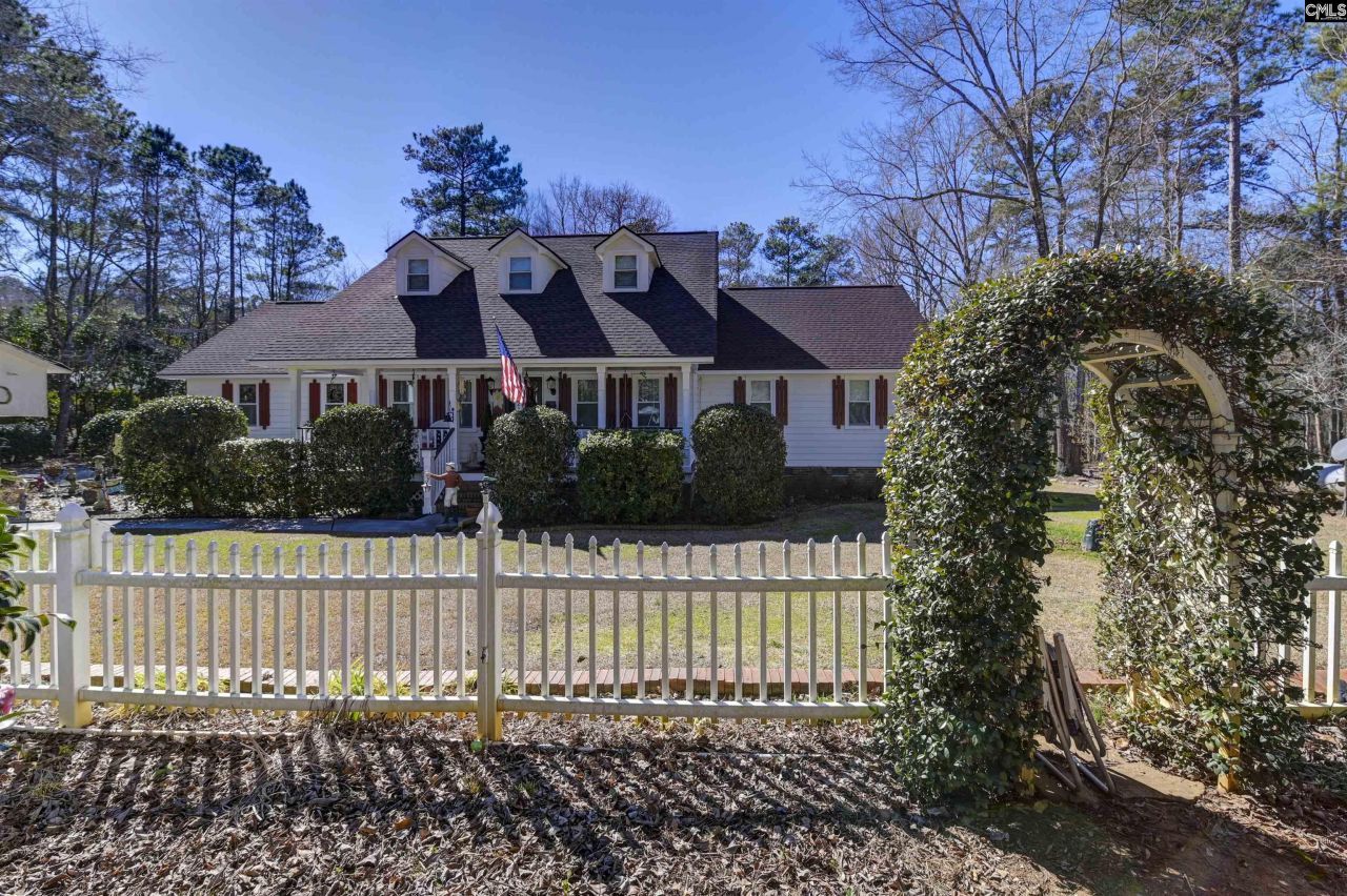 1221 Counts Ferry Road  Photo 5