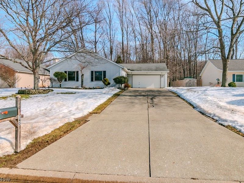 340 Parkway Boulevard, Madison, OH 44057 Photo 1