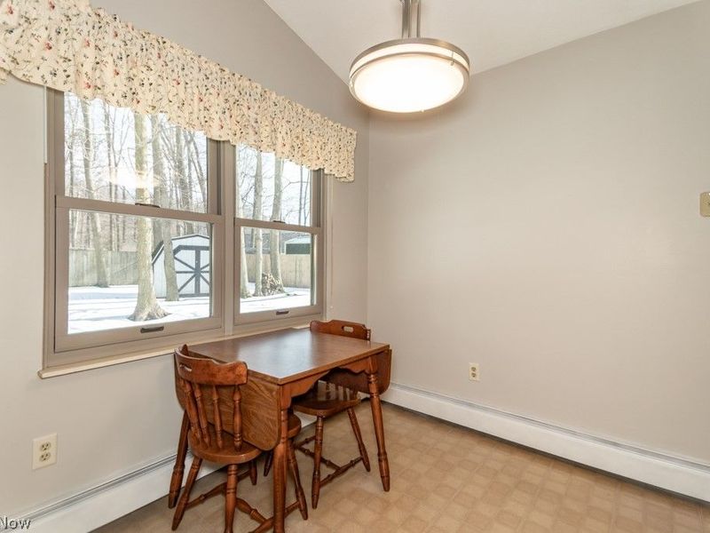 340 Parkway Boulevard, Madison, OH 44057 Photo 6