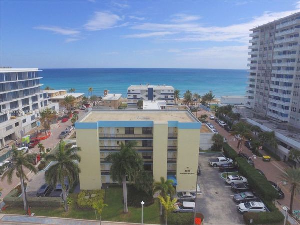 3215 N Ocean Dr, Unit 302, Hollywood, FL 33019