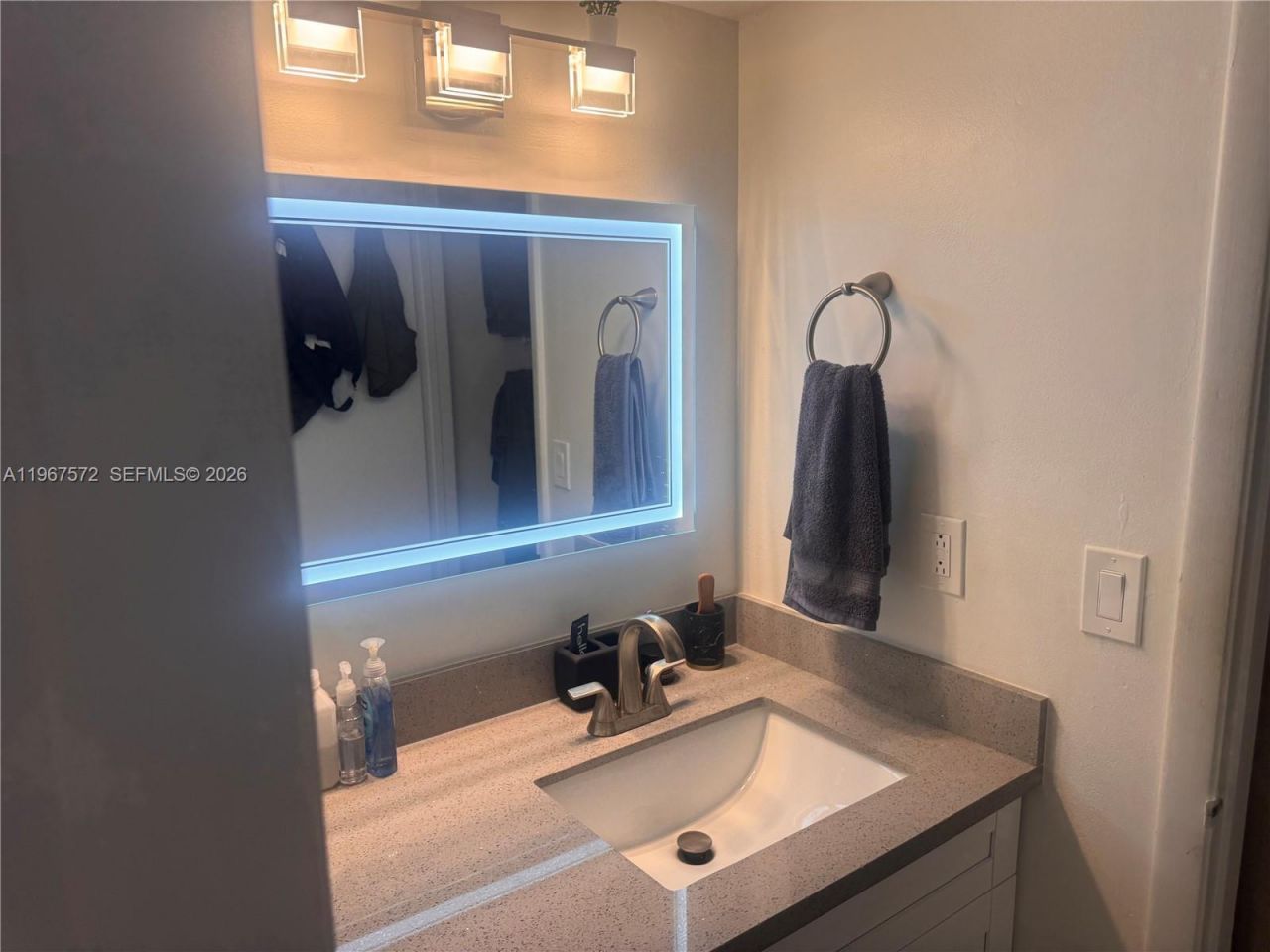 3215 N Ocean Dr , Unit 302, Hollywood, FL 33019 Photo