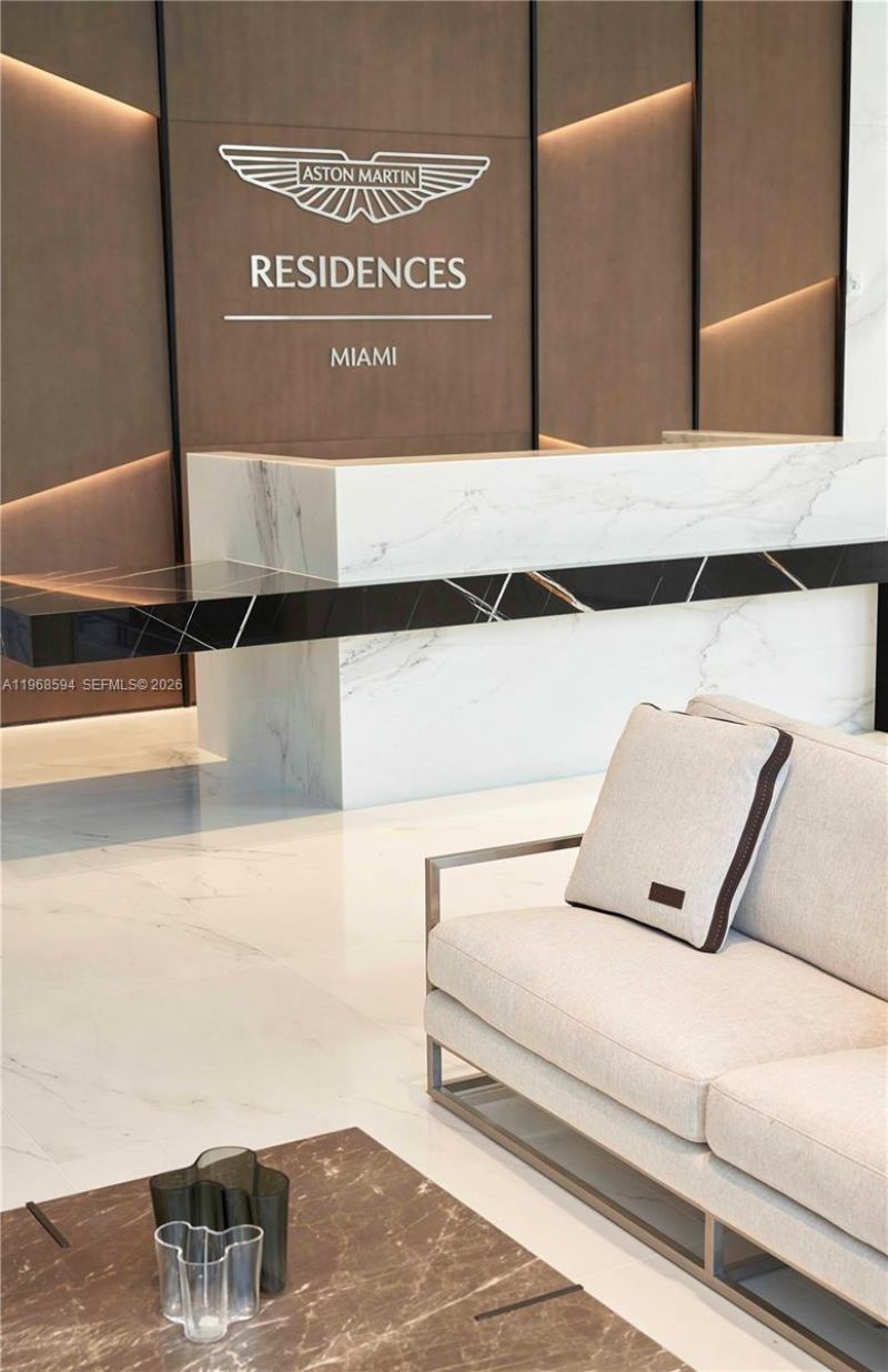 300 Biscayne Blvd Way, Unit 303, Miami, FL 33131 Photo